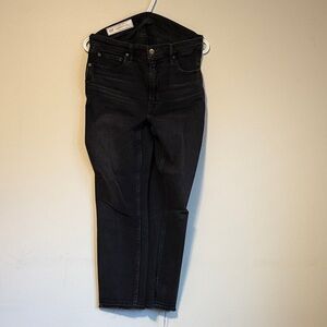 GAP Women's Black Cropped Jeans